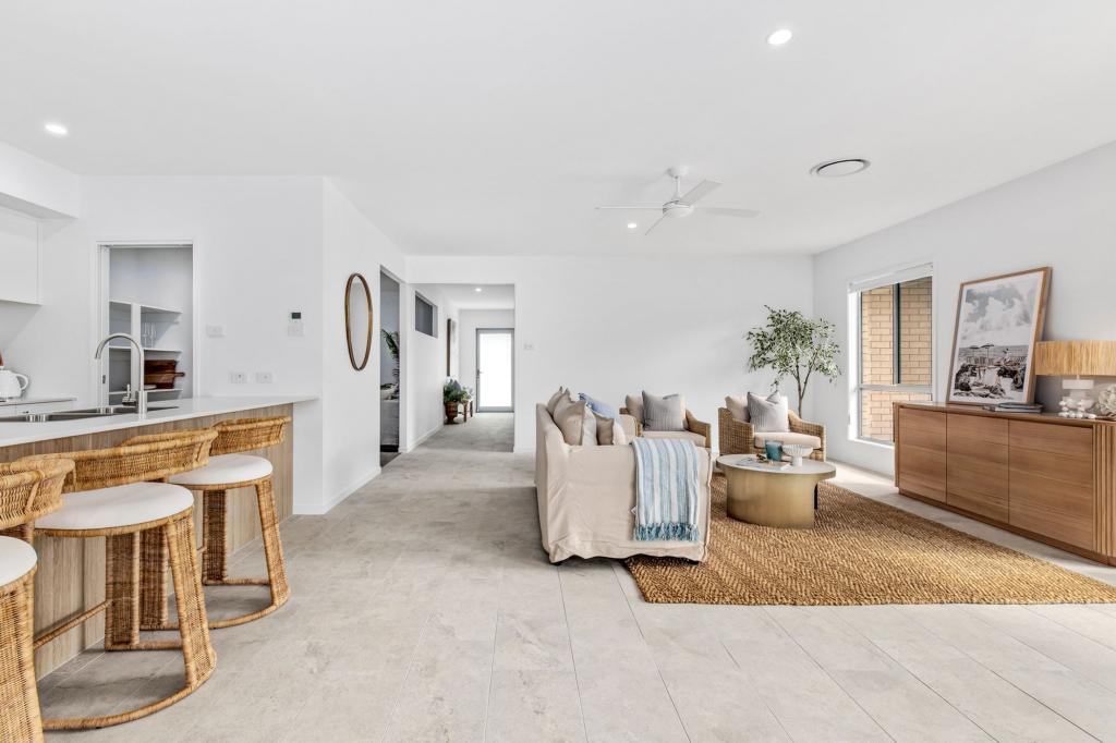 14 Portsea Cres, Woolgoolga, NSW 2456