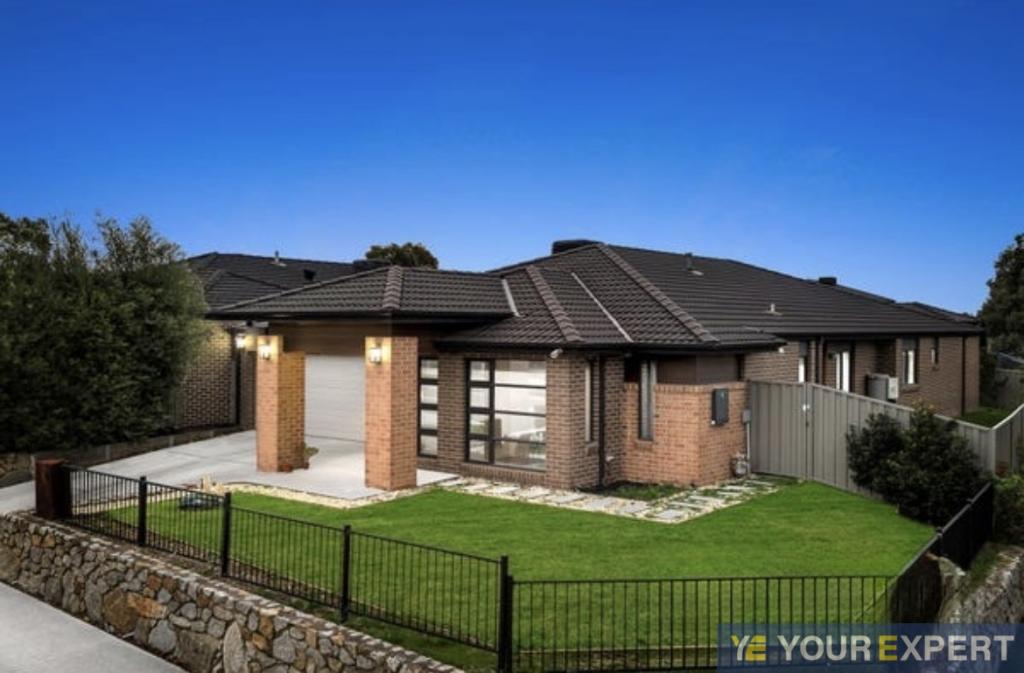 15 SARGENT ST, CRANBOURNE EAST, VIC 3977
