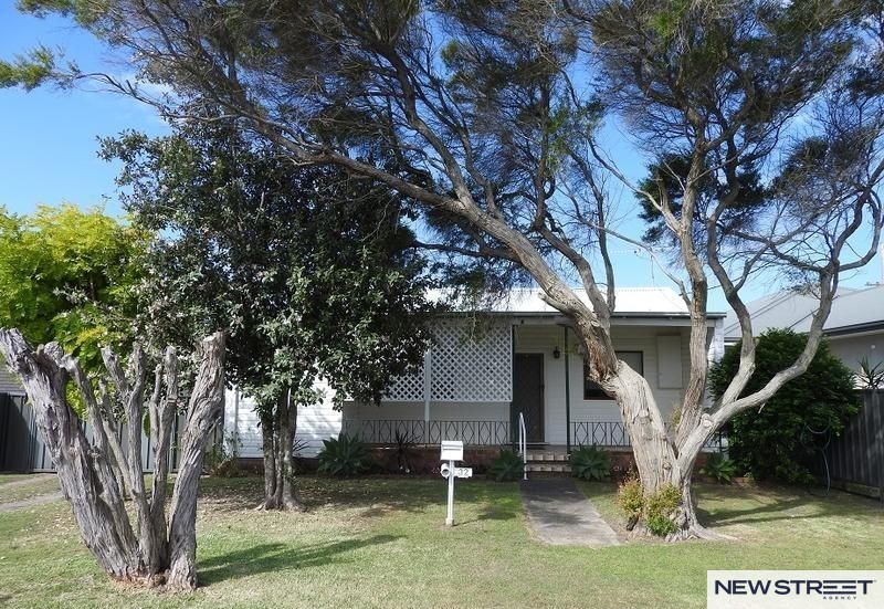 32 Piriwal St, Pelican, NSW 2281