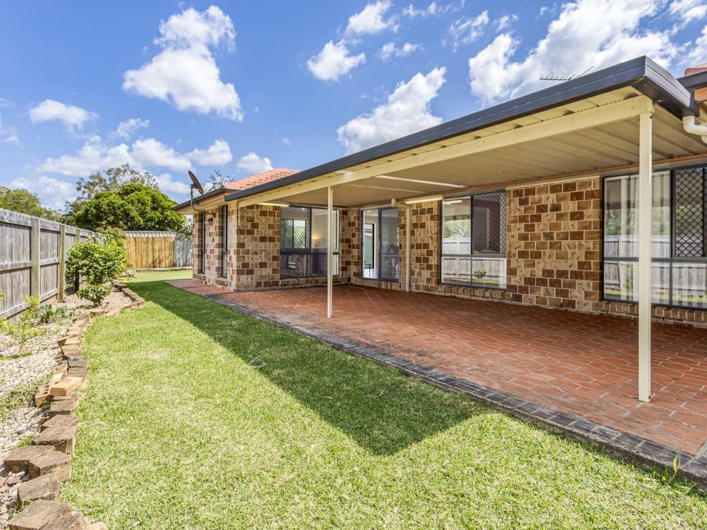 2 Beresford Cct, Bracken Ridge, QLD 4017