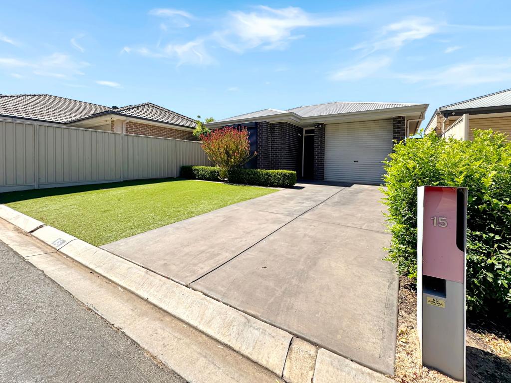 15 Maynard Cres, Parafield Gardens, SA 5107
