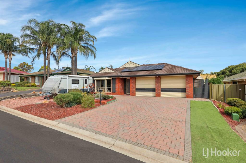 10 Lachlan Dr, Craigmore, SA 5114