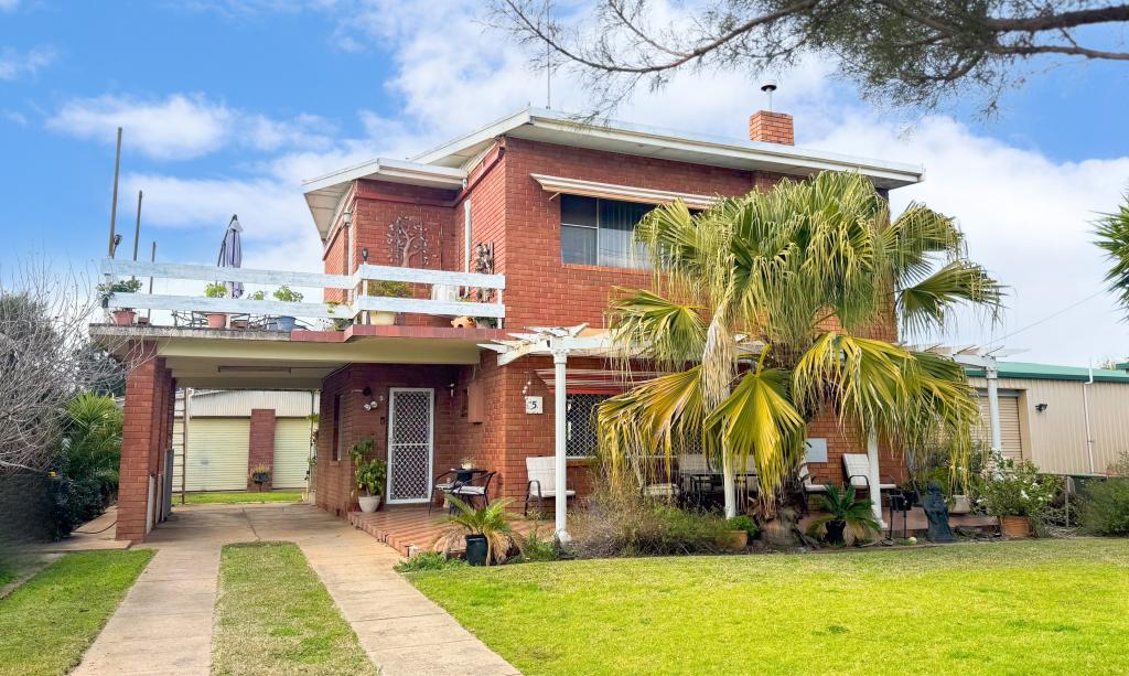 5 Bogan St, Parkes, NSW 2870