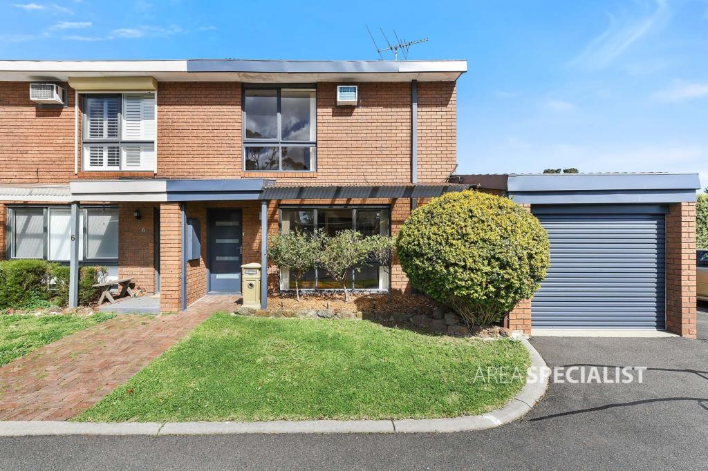 8 Dryandra Cres, Keysborough, VIC 3173