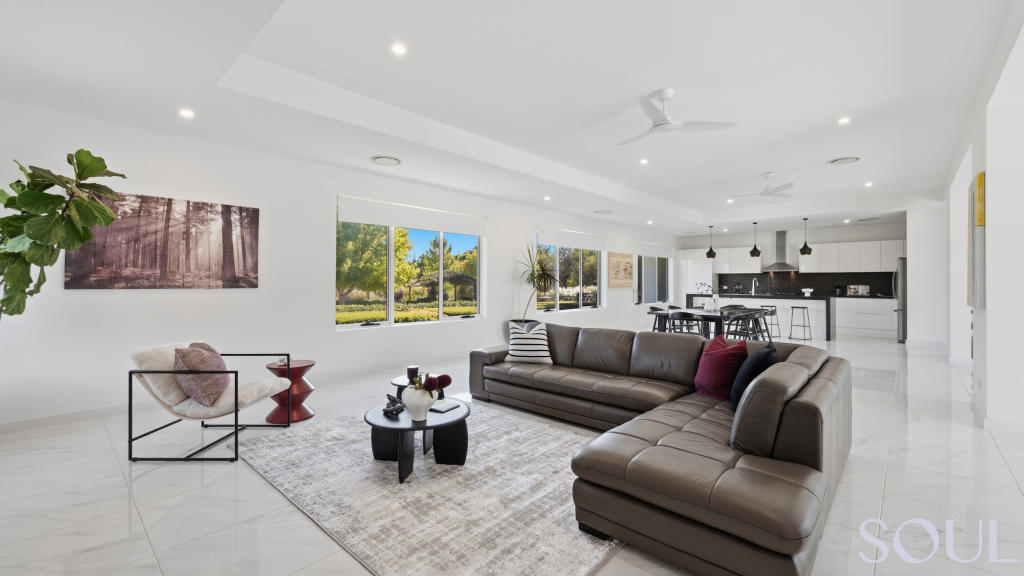 13 Mancini Dr, Lake Wyangan, NSW 2680