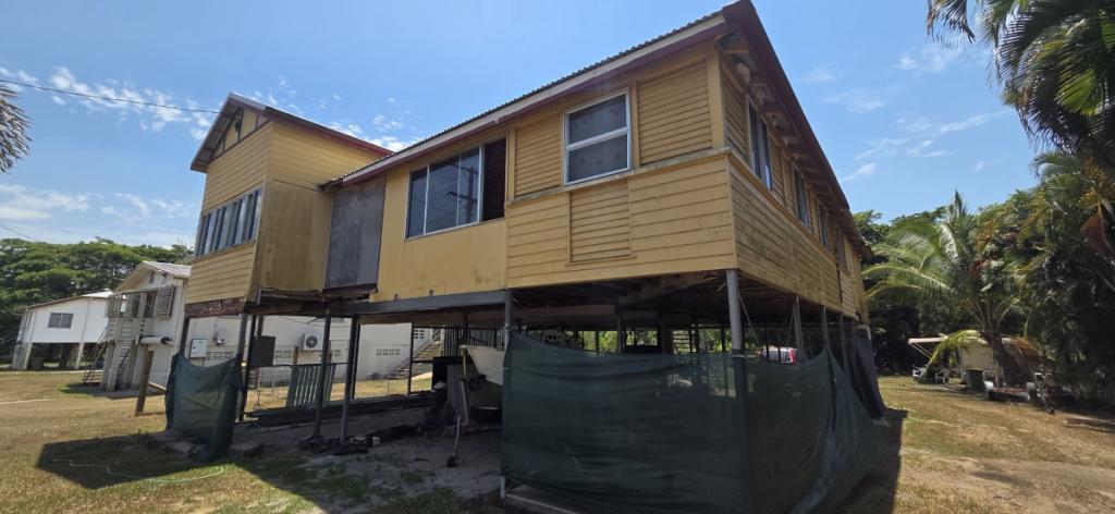 32 PHILP ST, INGHAM, QLD 4850