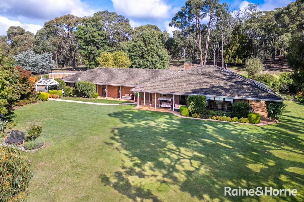 166 Norton Rd, Macedon, VIC 3440
