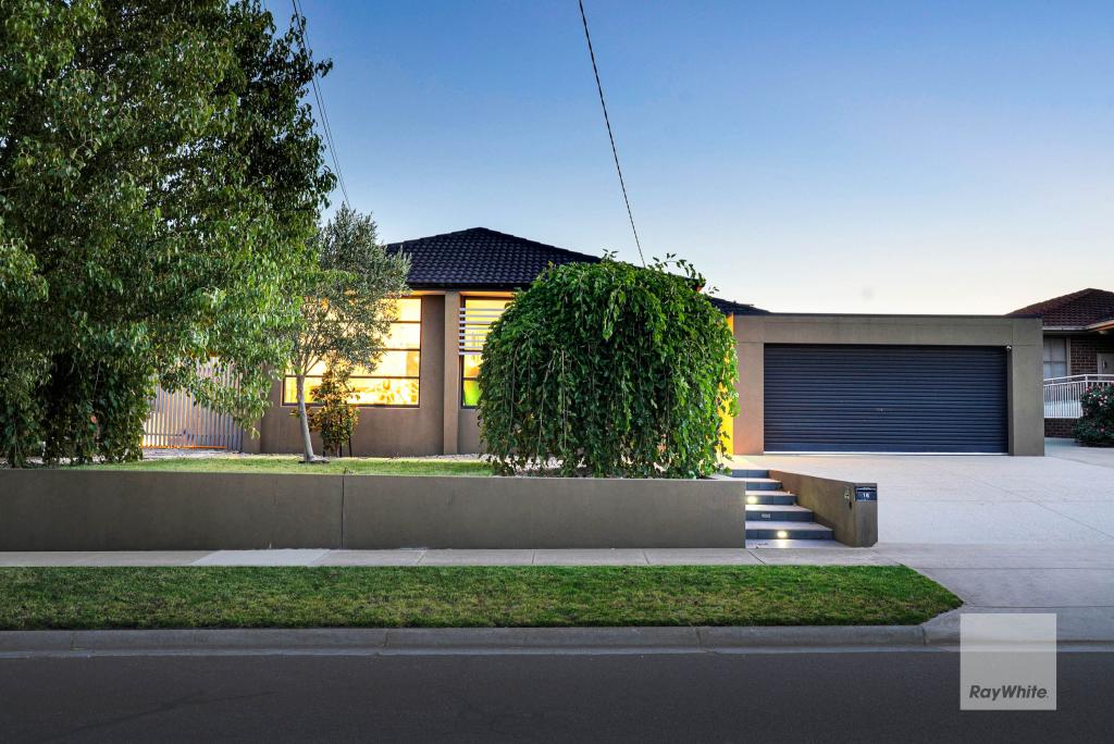 18 Wiltshire Rd, Gladstone Park, VIC 3043