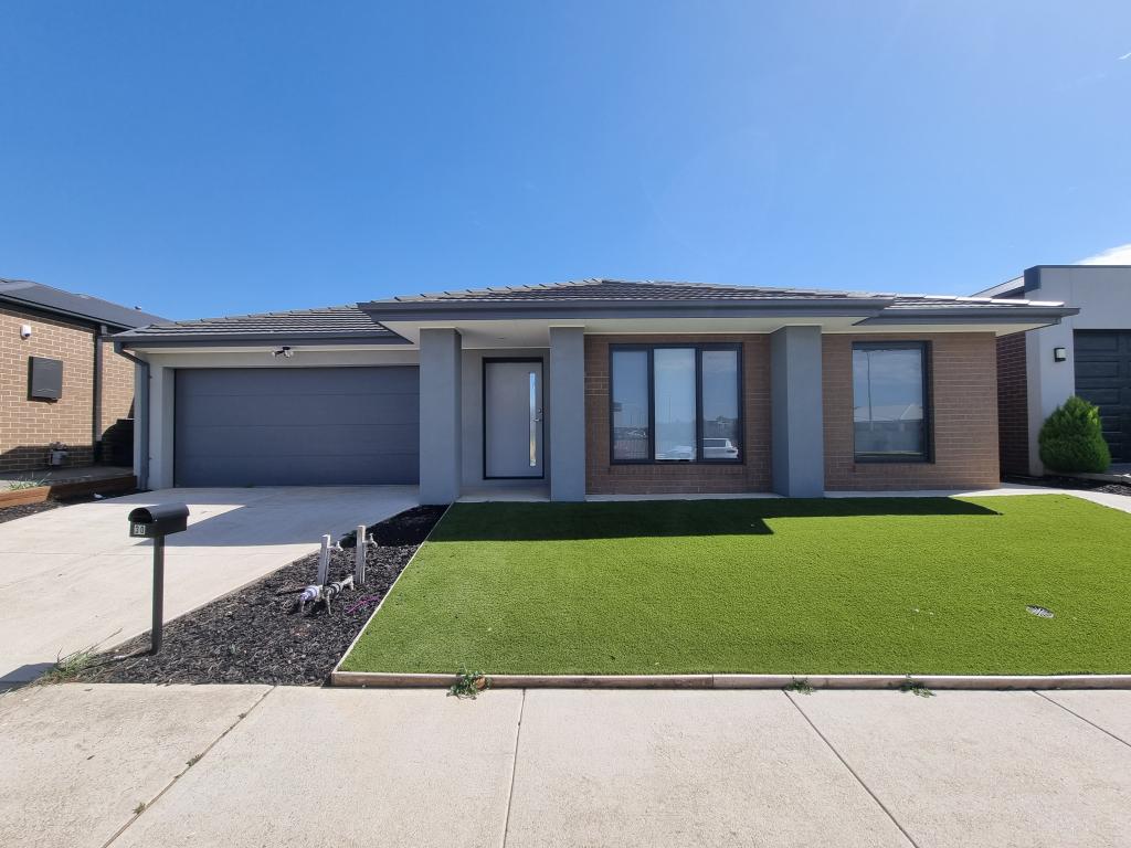 30 TRAFFORD DR, TRUGANINA, VIC 3029