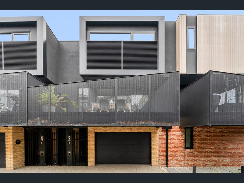 2 Carrick Lane, Strathmore, VIC 3041