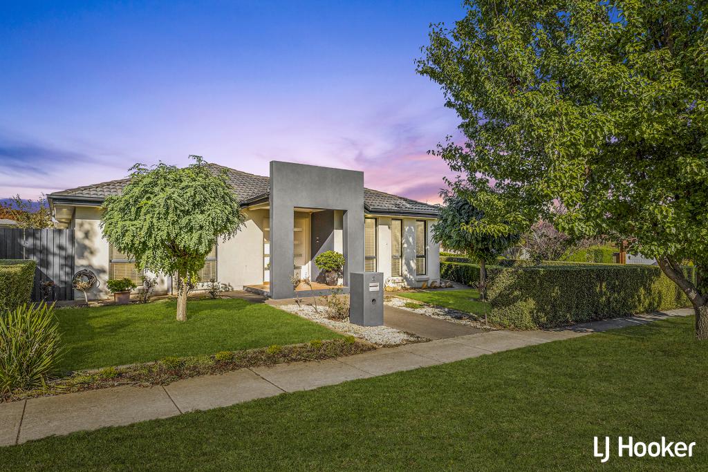 2 Farmer Pl, Gungahlin, ACT 2912