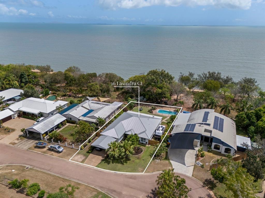 16 Lasindra Ct, Bushland Beach, QLD 4818