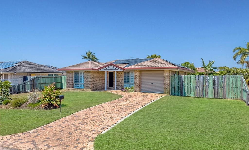 8 King Richard Ct, Urangan, QLD 4655