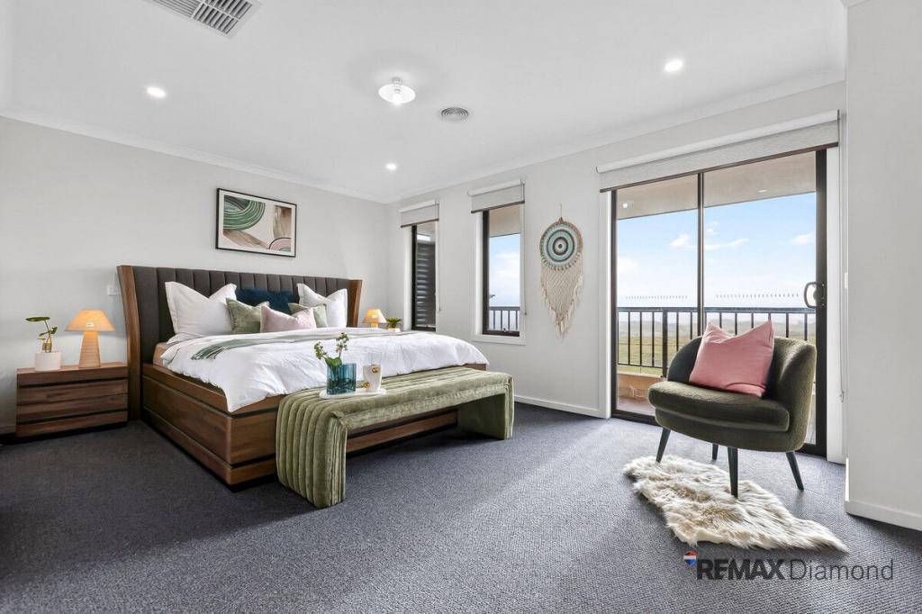 30 AMBASADDOR CCT, CRANBOURNE SOUTH, VIC 3977