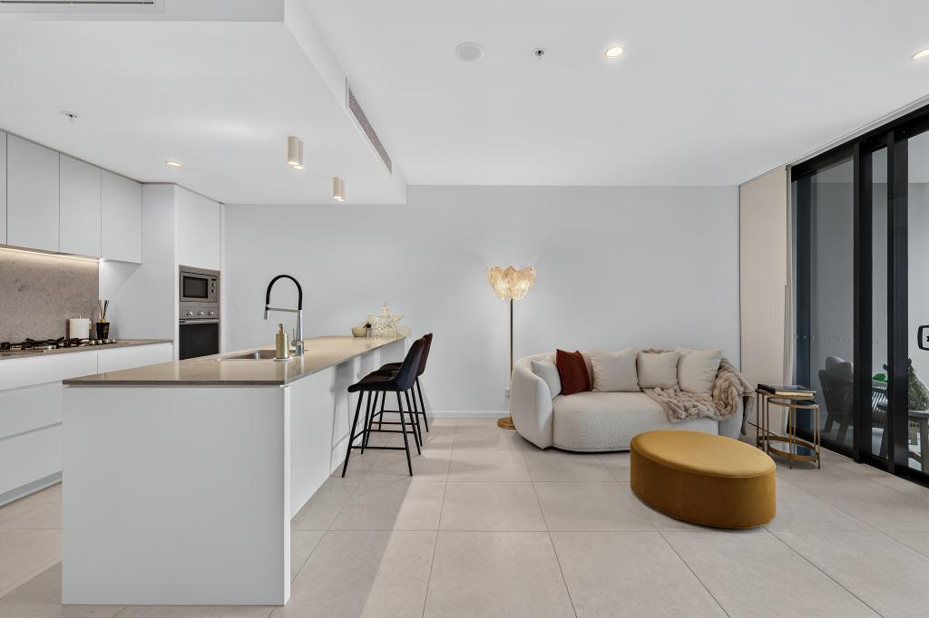 5058/21 Ross St, Benowa, QLD 4217