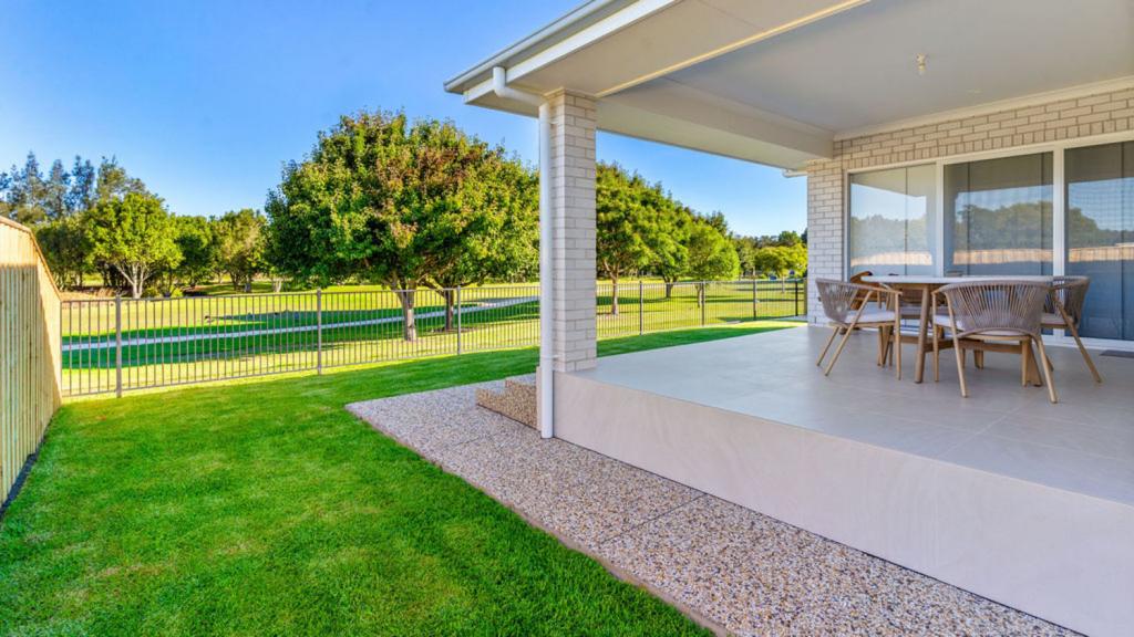 16 Oakwood Cl, Harrington, NSW 2427