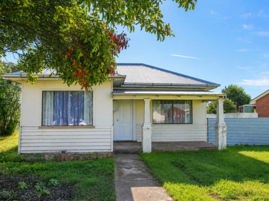 42 Townsend St, Mortlake, VIC 3272