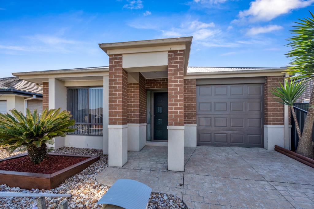 25 DOMAIN WAY, CRAIGIEBURN, VIC 3064