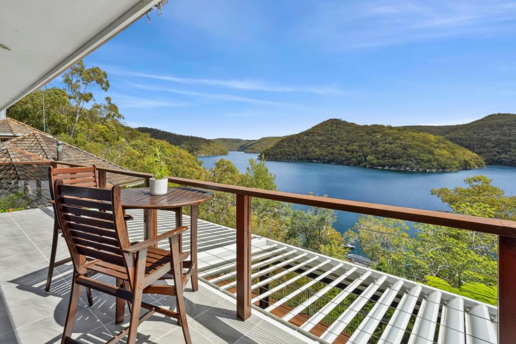 26 Cottage Point Rd, Cottage Point, NSW 2084