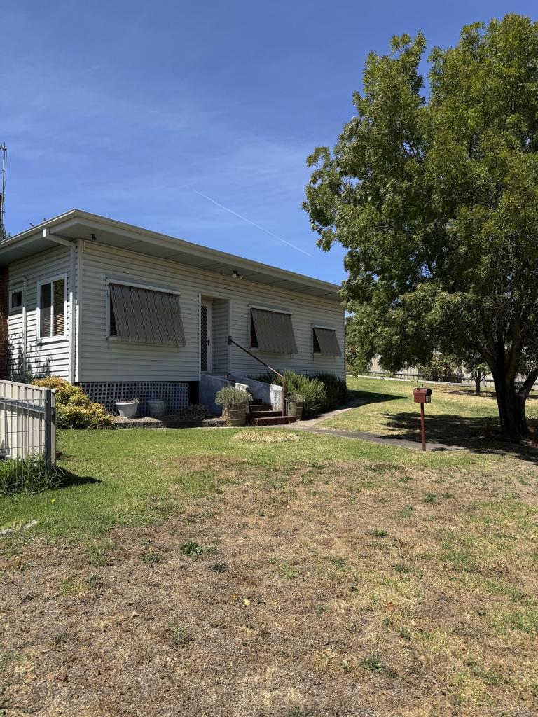 10 Vyner St, Tumut, NSW 2720