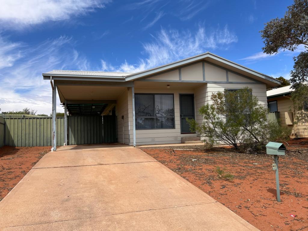 4e Tiliqua Cres, Roxby Downs, SA 5725