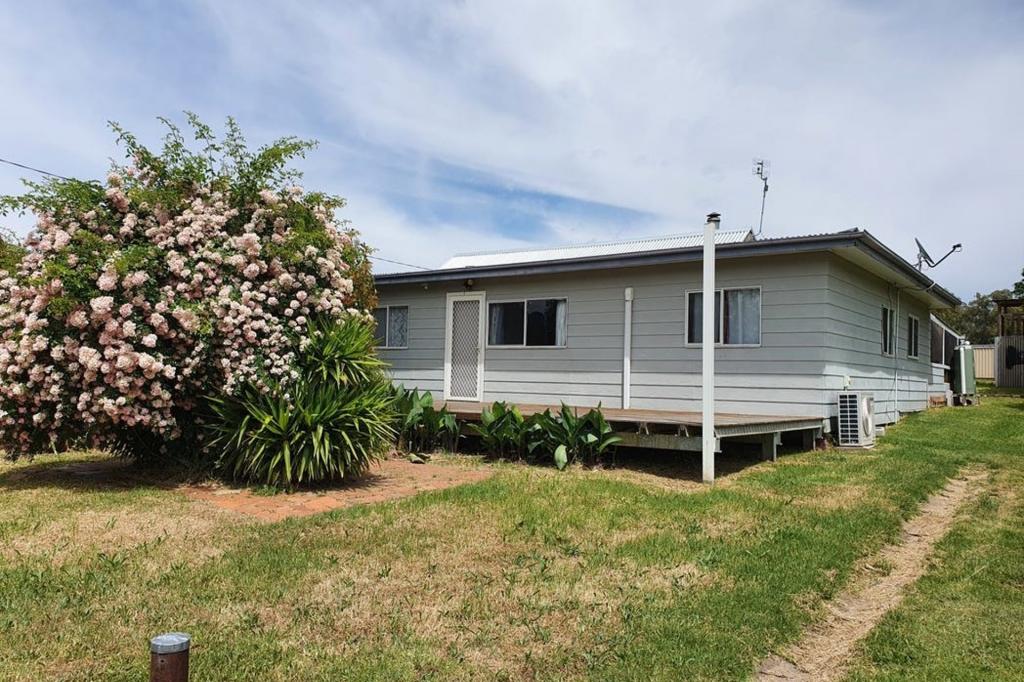 12 Chaffey St, Kootingal, NSW 2352