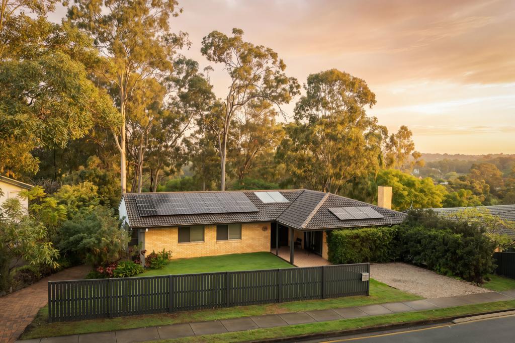 2 Gem Rd, Kenmore, QLD 4069