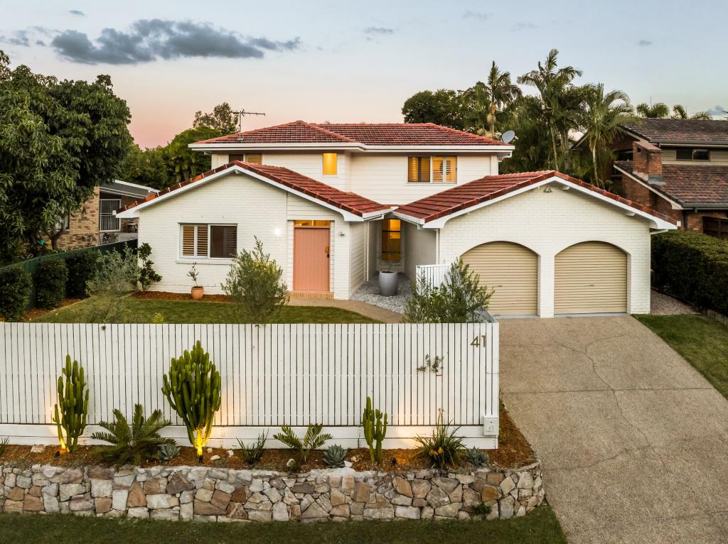 41 Lanchester St, Stafford Heights, QLD 4053