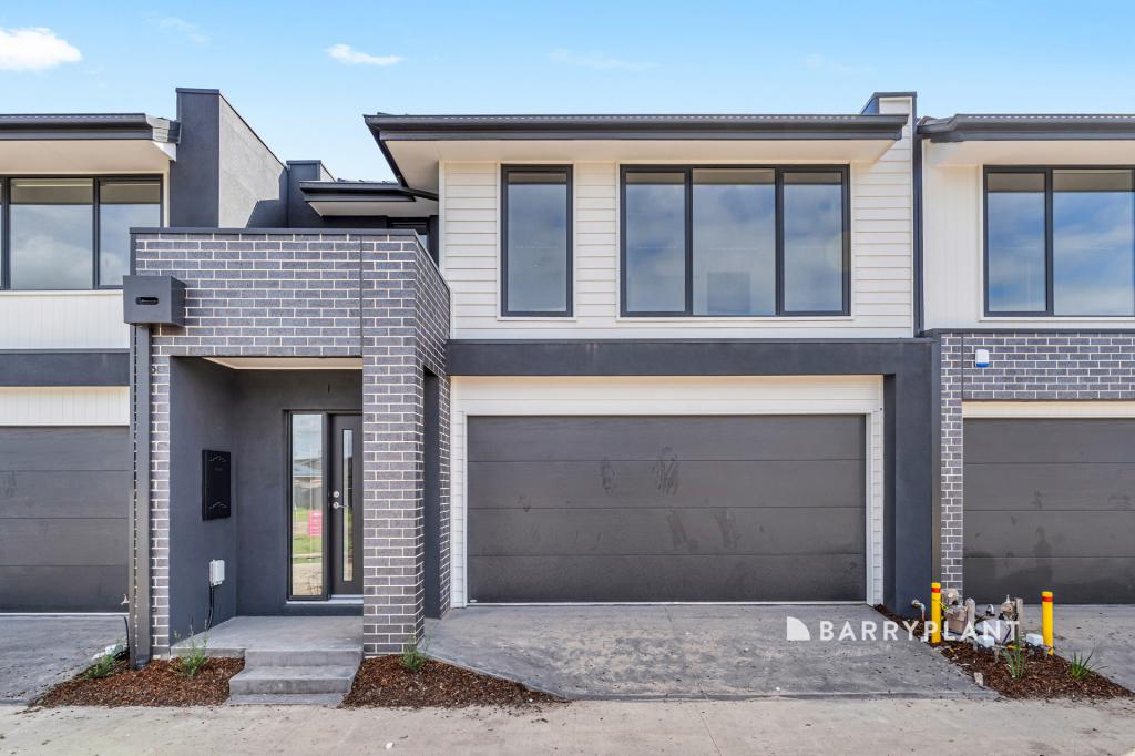 17 IVY CRES, SPRINGVALE SOUTH, VIC 3172