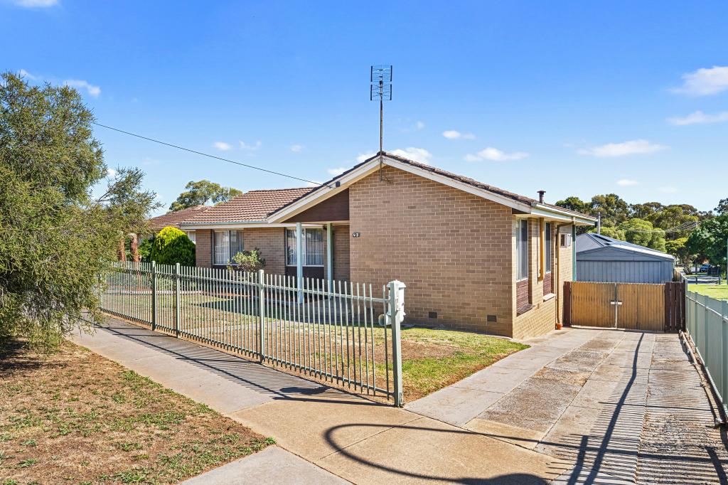 43 Bright St, California Gully, VIC 3556