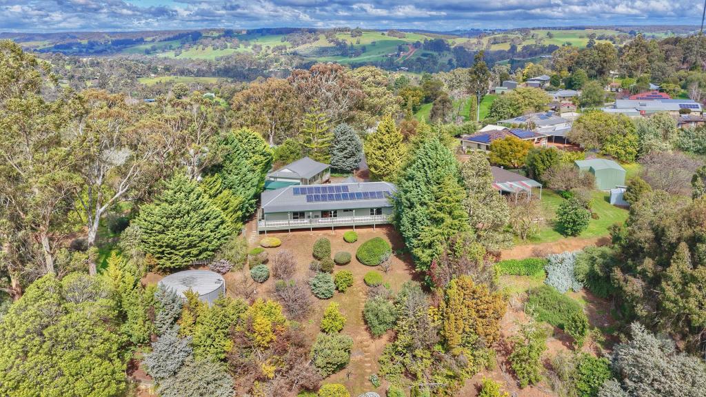 11 Hillcrest Rise, Bridgetown, WA 6255