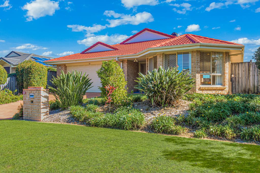61 Winders Pl, Banora Point, NSW 2486