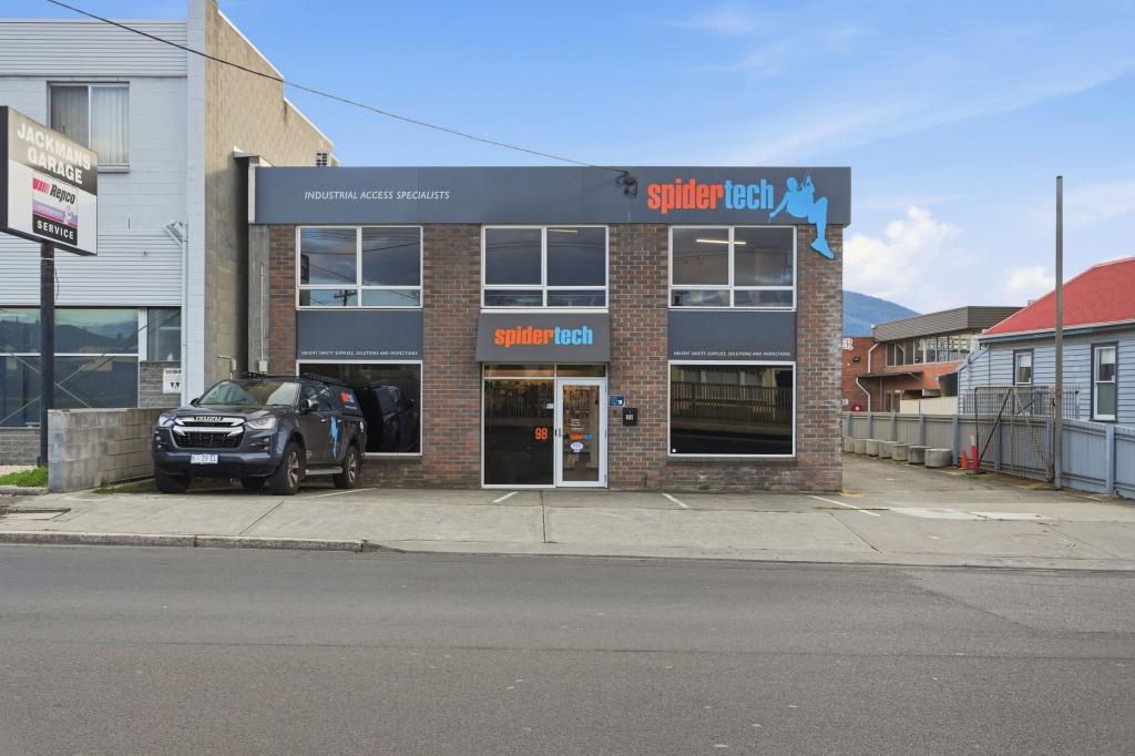 FRONT BUILDING/98 GORMANSTON RD, MOONAH, TAS 7009