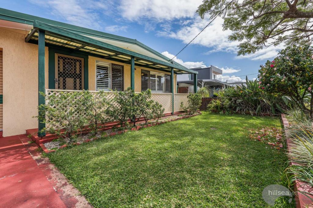 16 Ashgrove Ave, Runaway Bay, QLD 4216