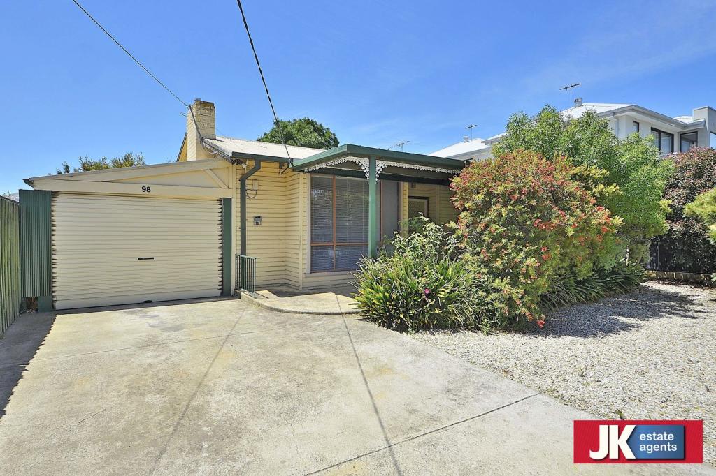 98 Darnley St, Braybrook, VIC 3019