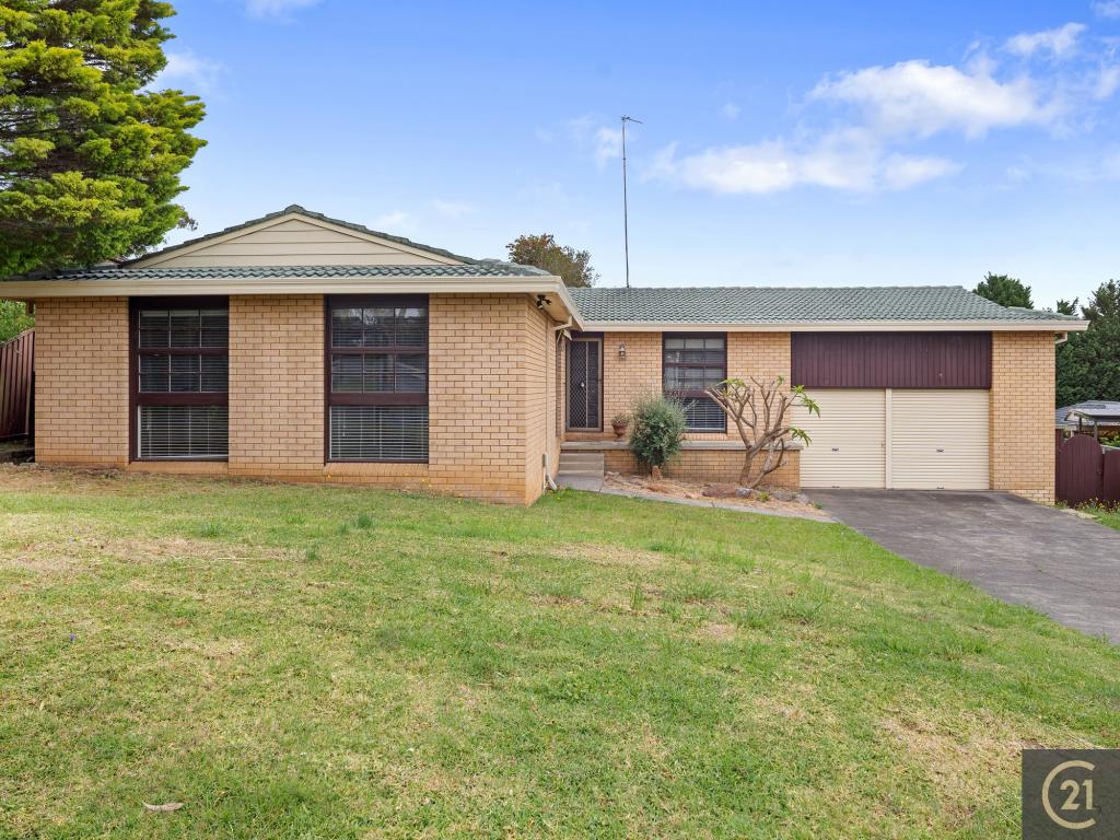 5 BURRILL PL, LEUMEAH, NSW 2560