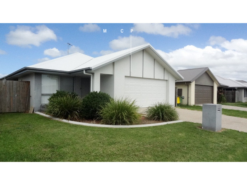 71 Newport Pde, Blacks Beach, QLD 4740