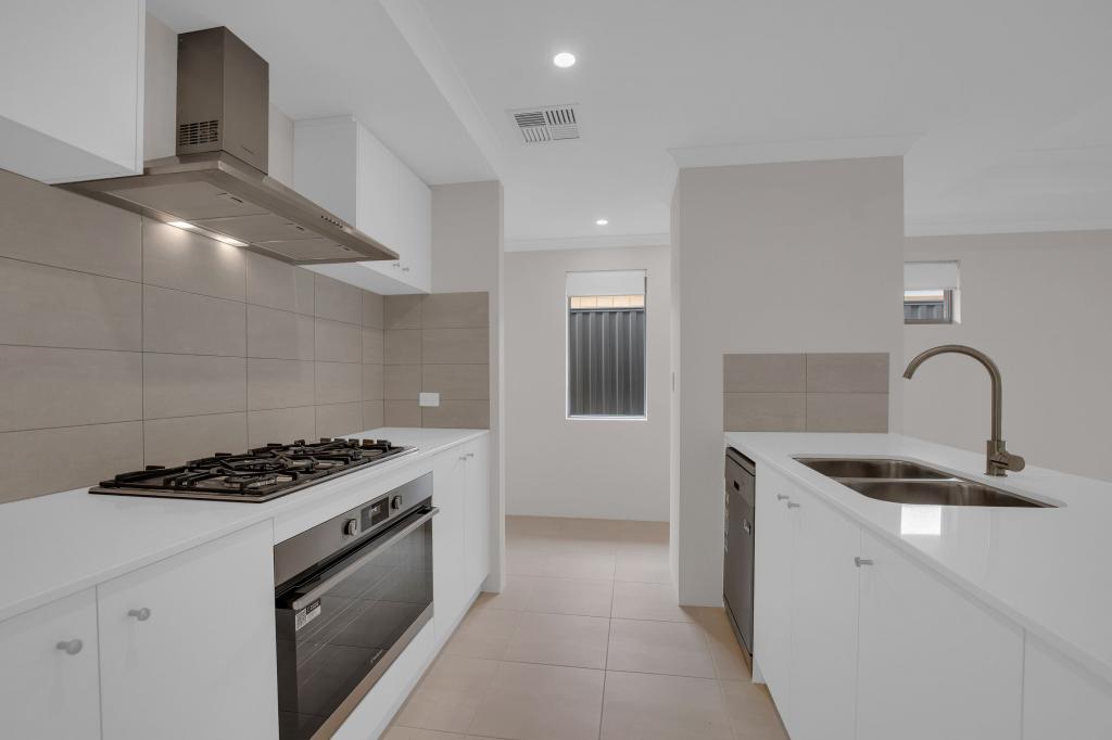 16 Farncomb St, Byford, WA 6122