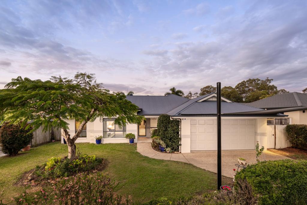 11 Carisbrook Cct, Forest Lake, QLD 4078