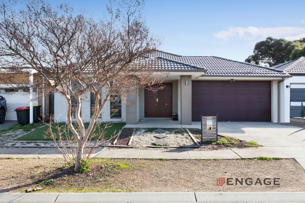 38 MOONDARA ST, TARNEIT, VIC 3029