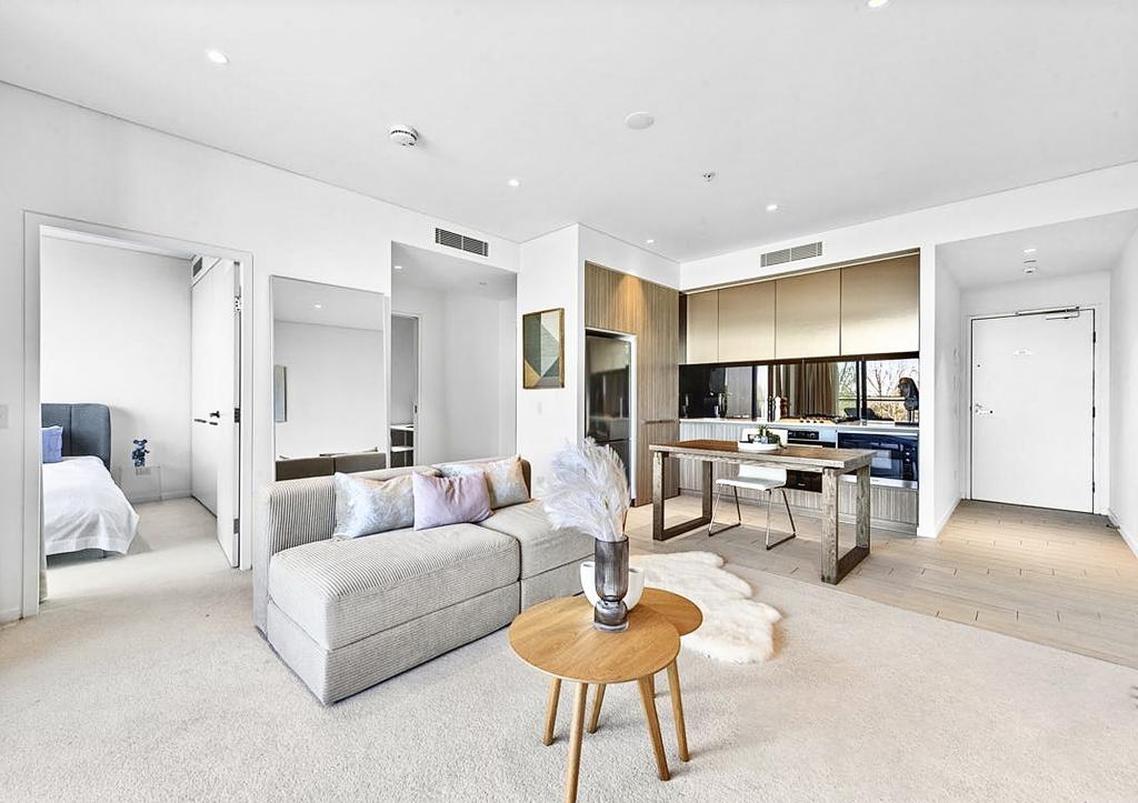 212/303 Botany Rd, Zetland, NSW 2017