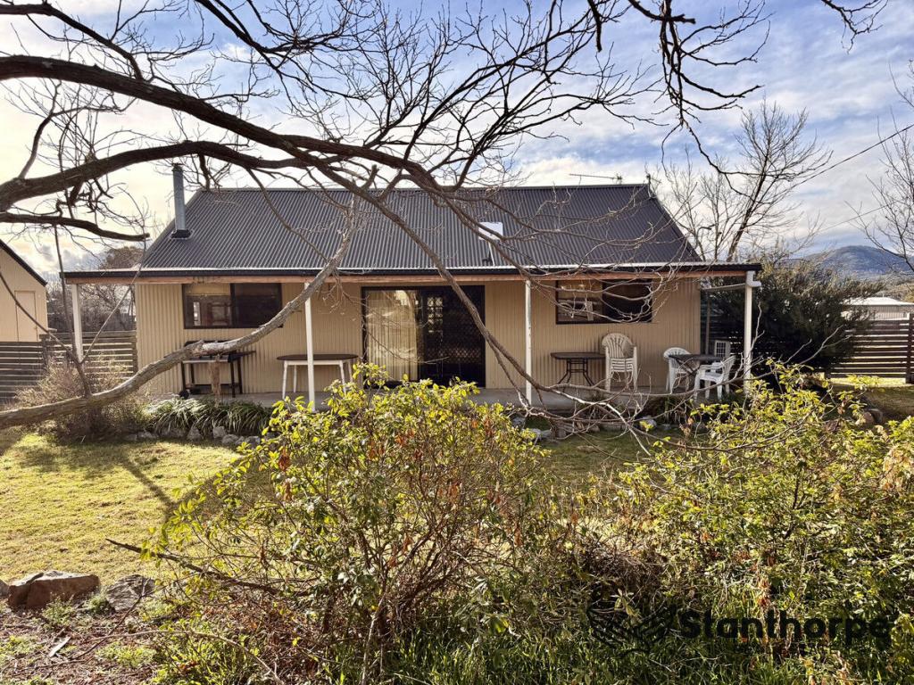 30 Rayleigh St, Wallangarra, QLD 4383