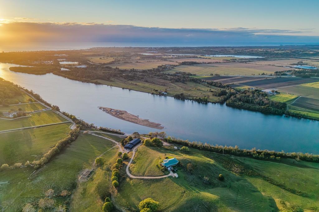 106 RIVER RD, BANORA POINT, NSW 2486