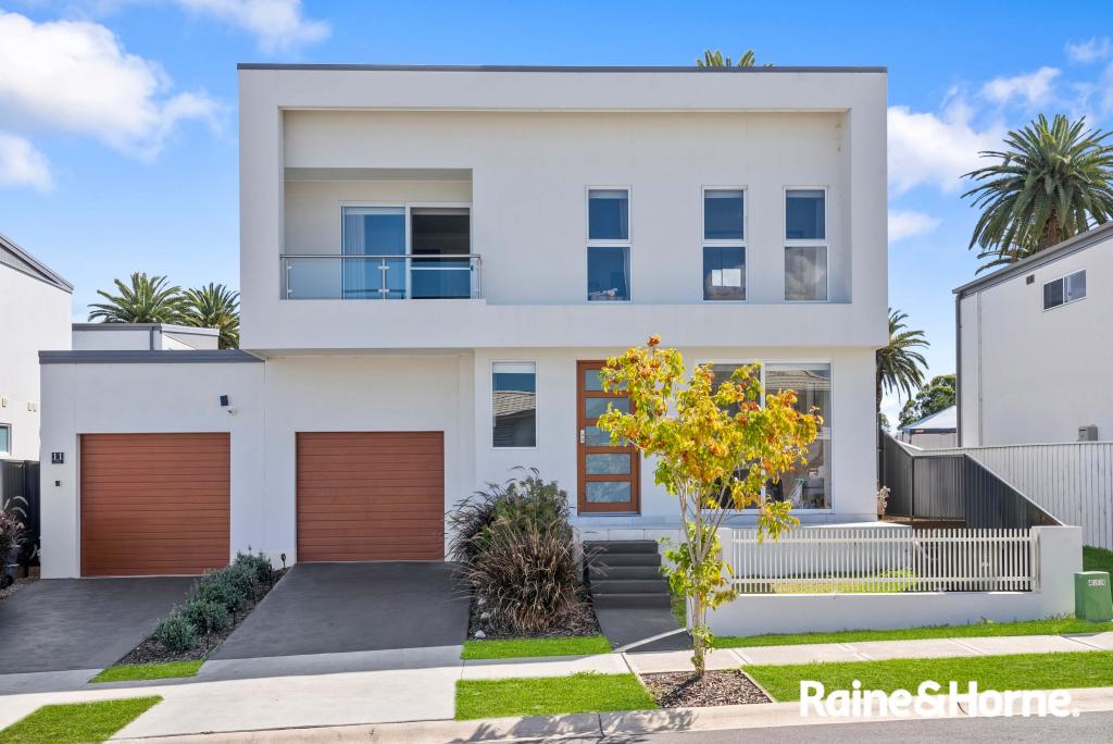 13 HOLLY ST, LEPPINGTON, NSW 2179