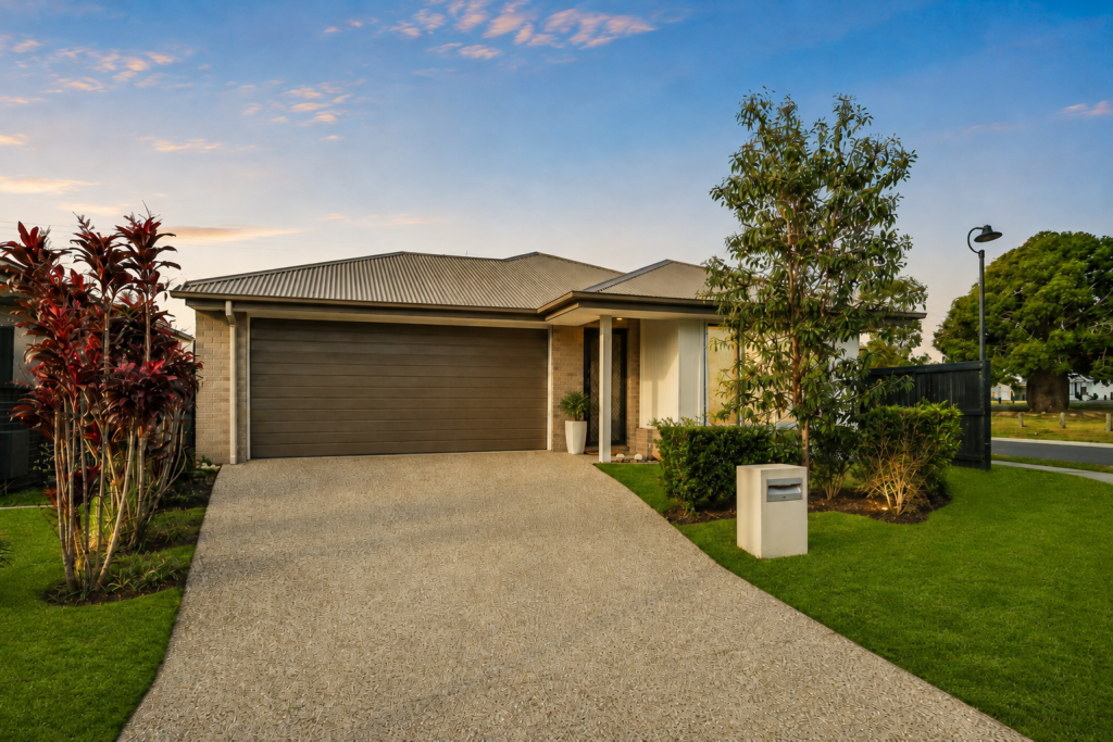 1 Heseltine Pl, Pallara, QLD 4110