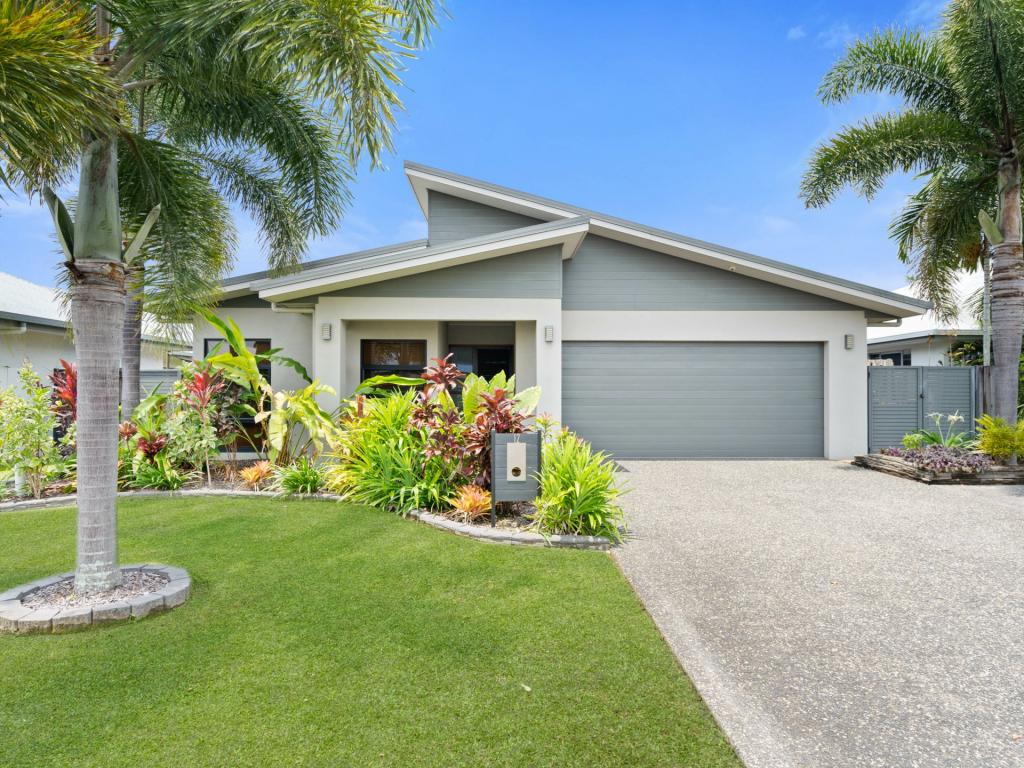 12 THORNBOROUGH CIRCUIT, SMITHFIELD, QLD 4870