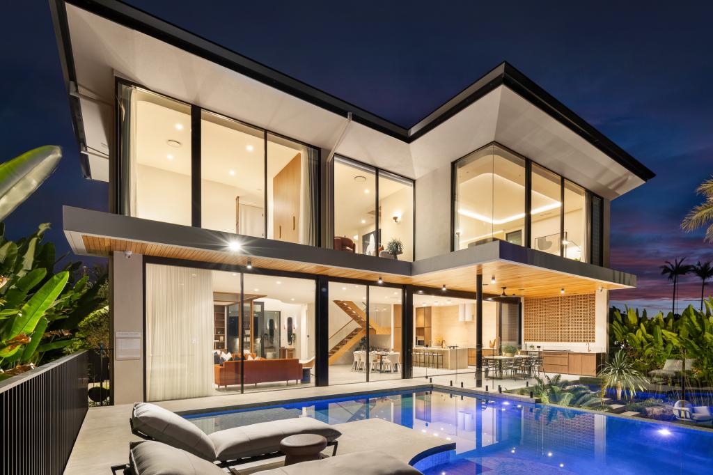 5 Monte Vista Ct, Broadbeach Waters, QLD 4218