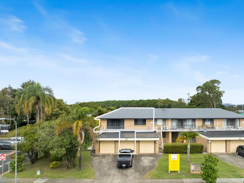 4/40 Oceanic Dr, Mermaid Waters, QLD 4218