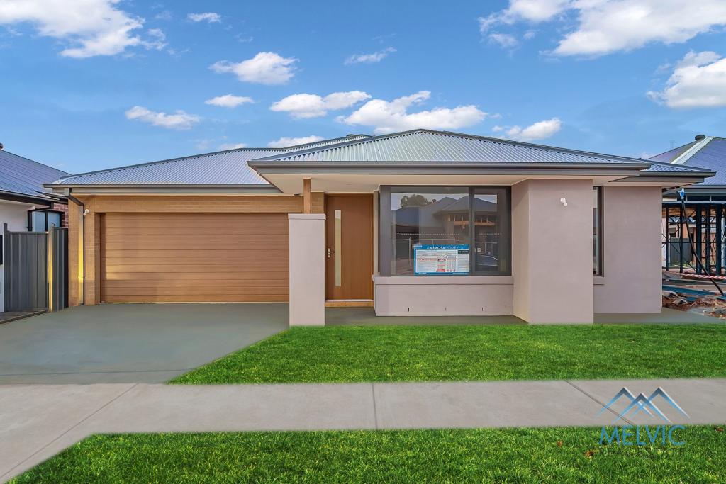 47 Saltaire Dr, Strathtulloh, VIC 3338