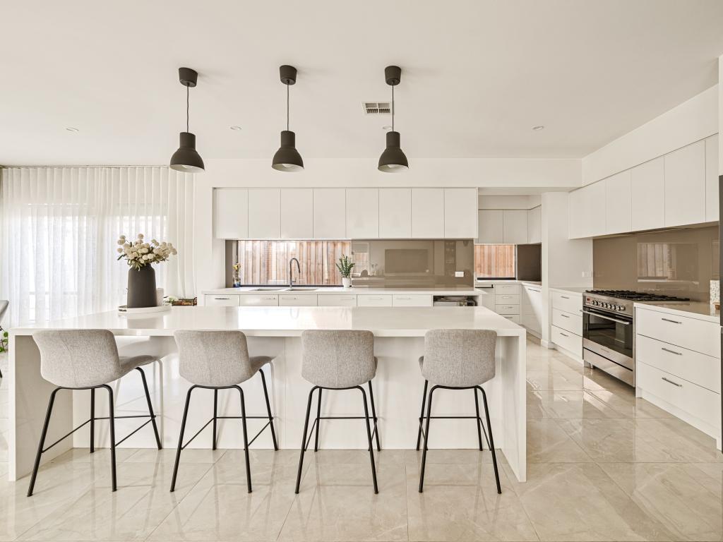 14 PUTTER RD, CRANBOURNE, VIC 3977
